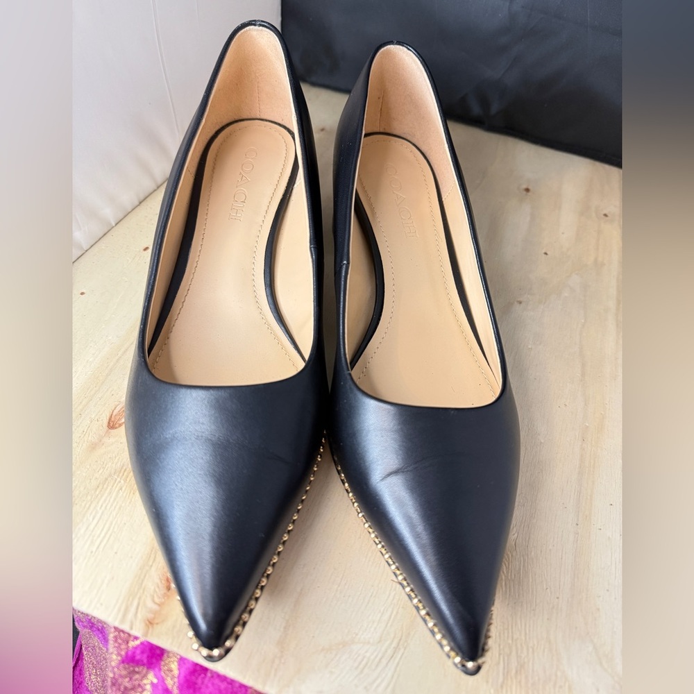 Coach Willa 45 Black Leather pump Heels with Gold Accents - Picture 2 of 7